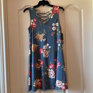 Fortune & Ivy floral shift dress